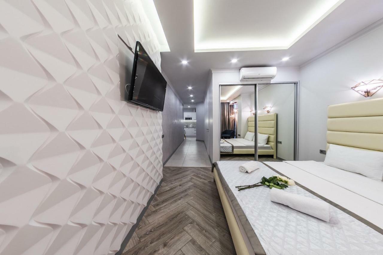 Gagarin Studio Apartment Одеса Екстериор снимка